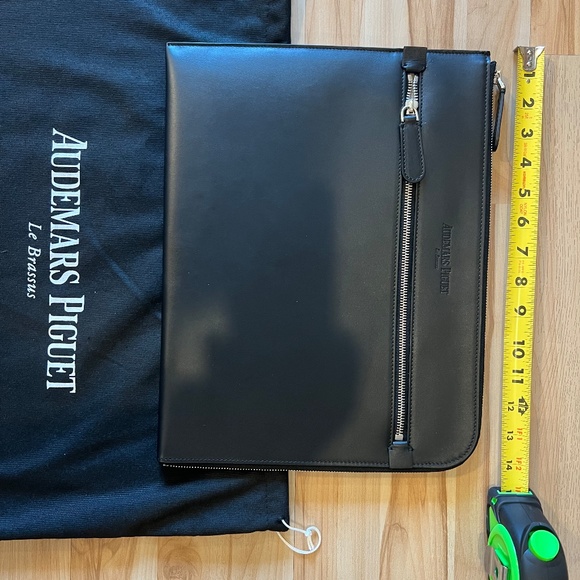 AUDEMARS PIGUET Black zip up leather folio bag - Picture 5 of 6
